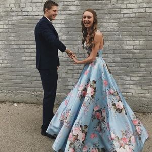 Sherri Hill prom dress